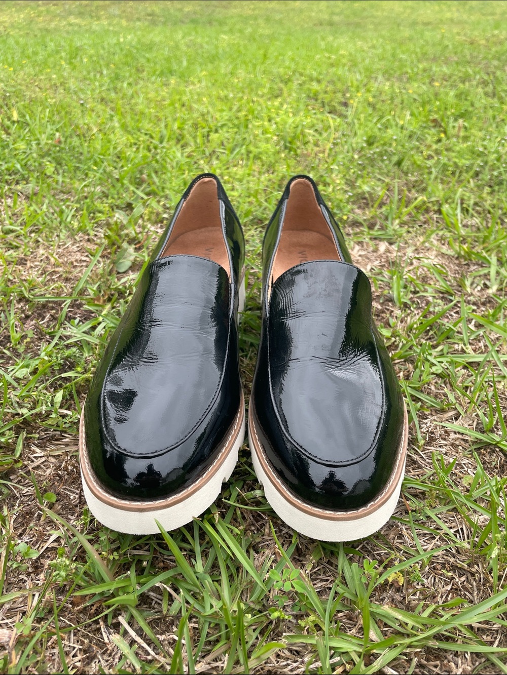 Vionic “Kensley” Loafers - Picture 2 of 8